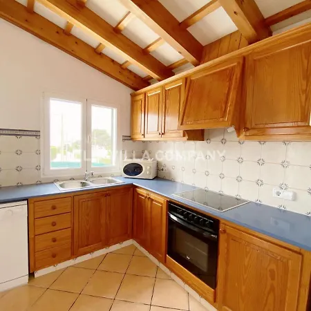 Santi Ii Villa *